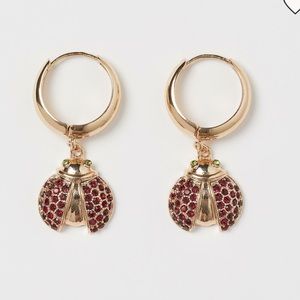 The Vampire’s wife H&M ladybug earrings hm trendy